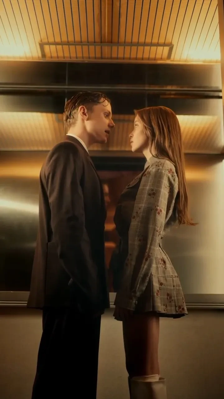 Анна Пересильд и Ваня Дмитриенко впервые поцеловались на камеру