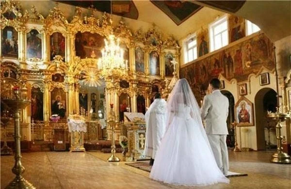 Причины разводов венчанных пар: взгляд священника на современные проблемы