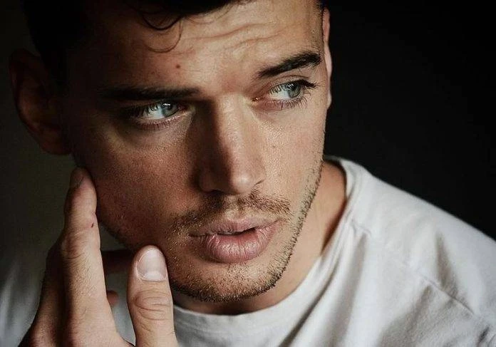 Гороскоп по всем знакам Зодиака на 12 октября 2025 года станет подсказкой, как избежать неприятностей