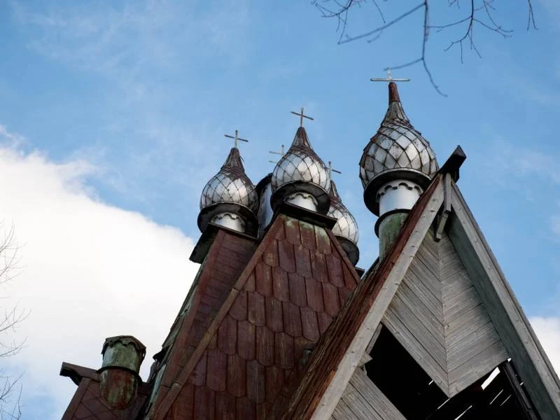 Православная церковь 13 октября 2025 года чтит память великих святителей и священномучеников