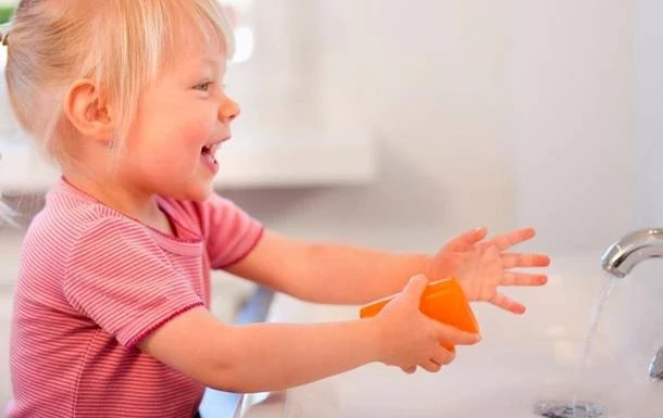 Вода и мыло: как правильно отметить Всемирный день мытья рук 15 октября 2025 года