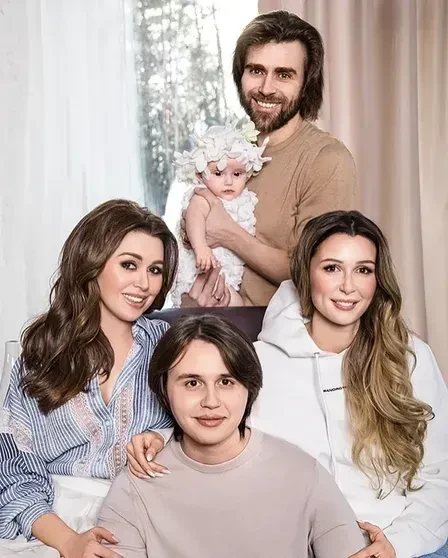 "Для нас он — это всё!". Анна Заворотнюк высказалась о материнстве спустя 5 месяцев после рождения сына