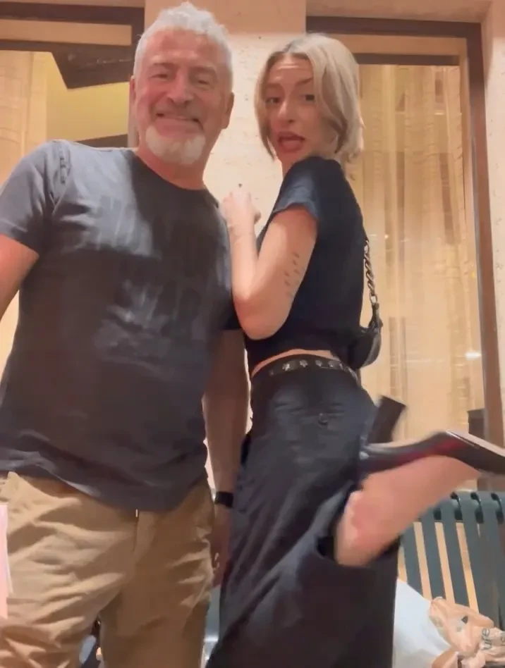 Дочь Леонида Агутина и Анжелики Варум показала новые фото с семьёй