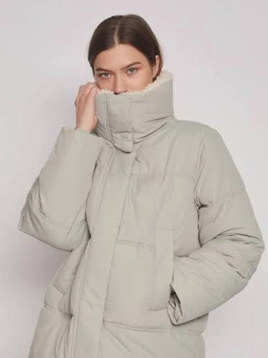 Без каких ключевых вещей гардероба не обойтись этой зимой