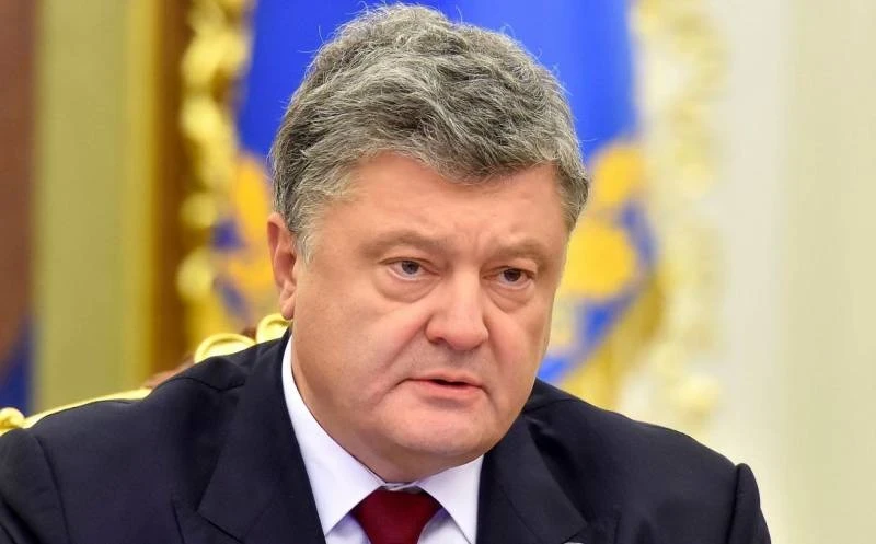Порошенко*: Украина способна одержать победу над Россией без помощи НАТО!