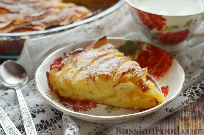 От кефирной нежности до карамельного блеска: 5 лучших рецептов шарлотки к Дню яблока 21 октября