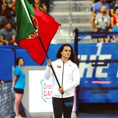 Пловчиху Ханну Кальдас дисквалифицировали на 5 лет и лишили наград за отказ проходить гендерный тест