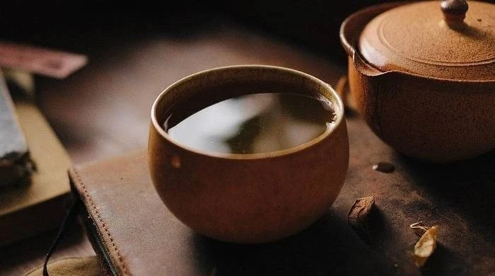 Чай: друг или враг? Эксперт о рисках и пользе напитка