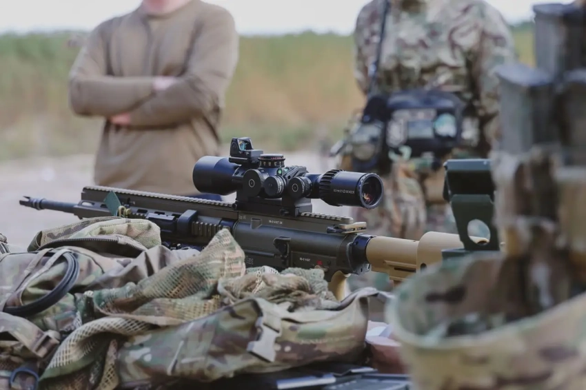 Противник уделяет больше внимания нефронтовым операциям