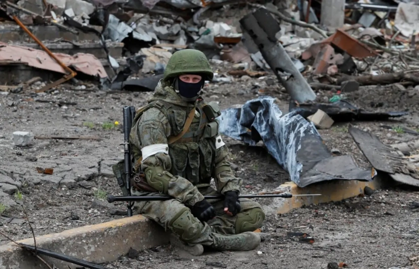 Современная война, как она есть. Сегодня незачем громить врага, сегодня достаточно его «придушить»...