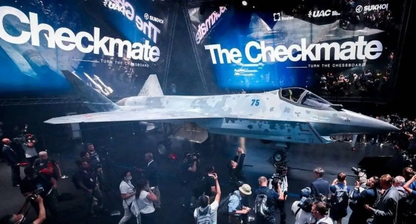 «Су-75 замечен на испытаниях»: на Западе заговорили о перспективах истребителя