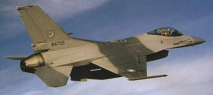 В мае мы уничтожили F-16, JF-17 и C-130 ВВС Пакистана - главный маршал ВВС Индии