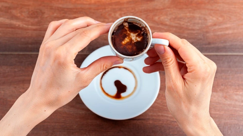 Узоры судьбы: значения самых популярных символов при гадании на кофейной гуще