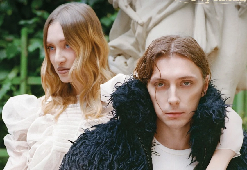 Мария Миногарова показала фото со второй свадьбы с Александром Горчилиным