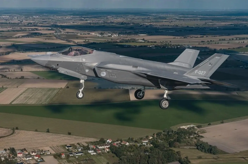 Нарисовавшего сбитый дрон на борту F-35 голландского лётчика планируют наградить