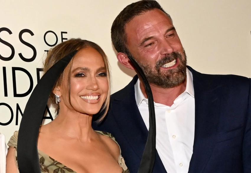 Дженнифер Лопес вышла в свет с бывшим мужем Беном Аффлеком и детьми