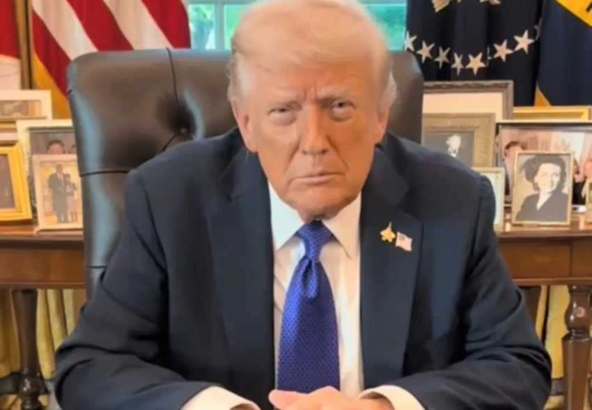 Дональд Трамп записал видео, в котором заявил, что "спас тикток" и теперь молодёжь США "в долгу" перед ним