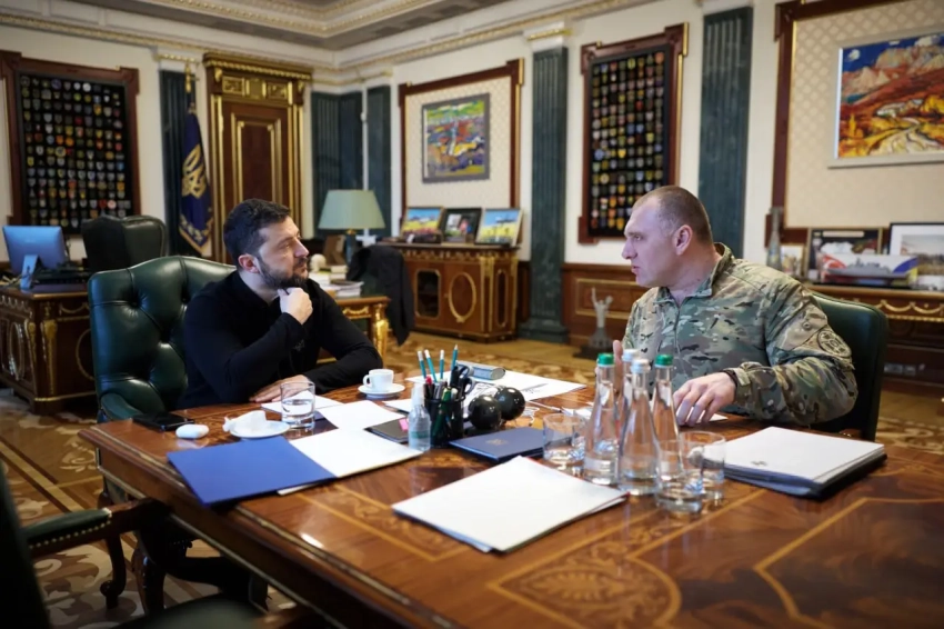 Зеленский грозит блэкаутом регионам России в ответ на удары ВС РФ по энергетике