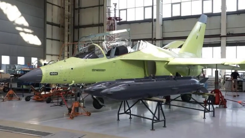 Первый опытный образец модернизированного Як-130М вывели на испытания