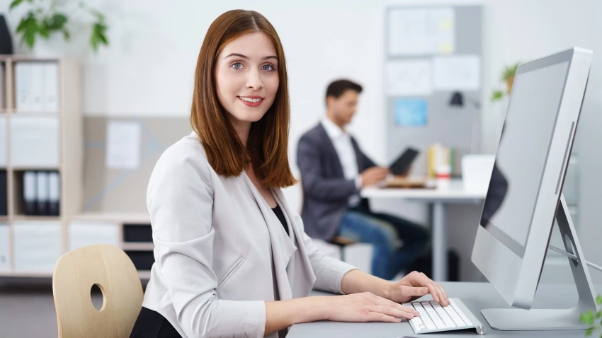 День борьбы с артритом и День кадрового работника отмечаются 12 октября 2025 года