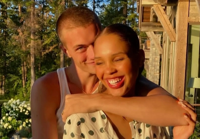 Лаки Блю Смит и его 24-летняя жена стали родителями в четвёртый раз