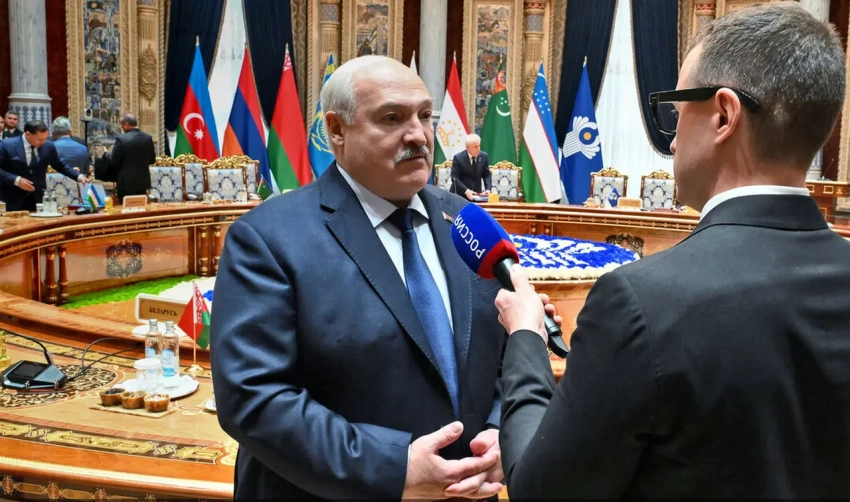 Судя по ситуации на фронте, Украина может прекратить существование - Лукашенко