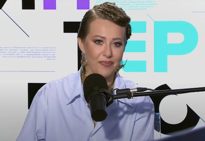 "С мужем мне повезло". Ксения Собчак рассказала о браке с Константином Богомоловым, воспитании сына Платона и своих финансах