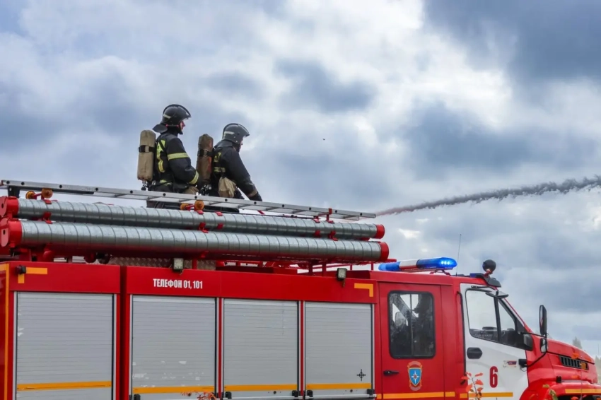 Атака дронов ВСУ на Волгоградскую область привела к пожару на электроподстанции