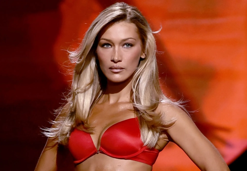 "Красота через боль". В сети обсуждают "нездоровый" вид Беллы Хадид на шоу Victoria's Secret