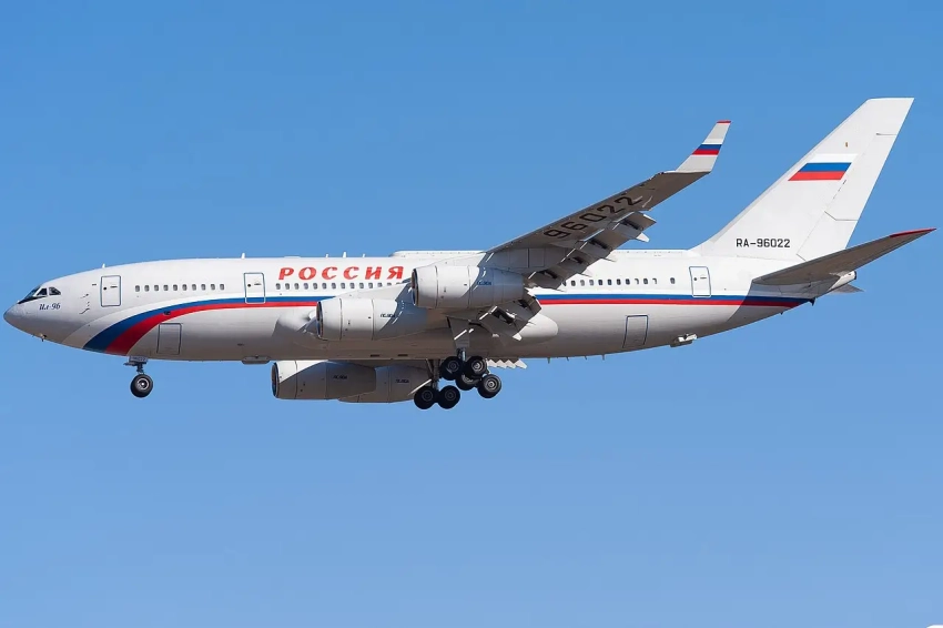 Европейские «ястребы» призывают посадить самолёт Путина в Польше или Румынии