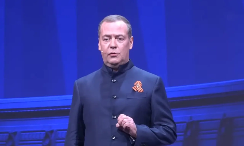 Медведев не оценил предложение Трампа о взаимном признании победы в конфликте