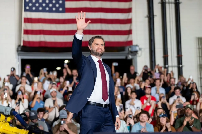 Вэнс прокомментировал вопрос «Томагавков» для Украины