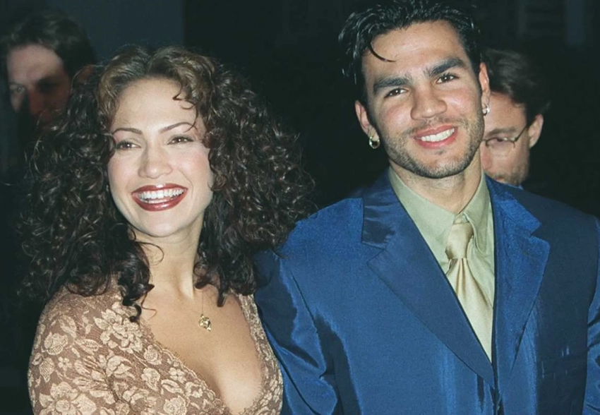 "Проблема в тебе". Бывший муж Дженнифер Лопес обвинил её в изменах после её слов о том, что "её никогда не любили"