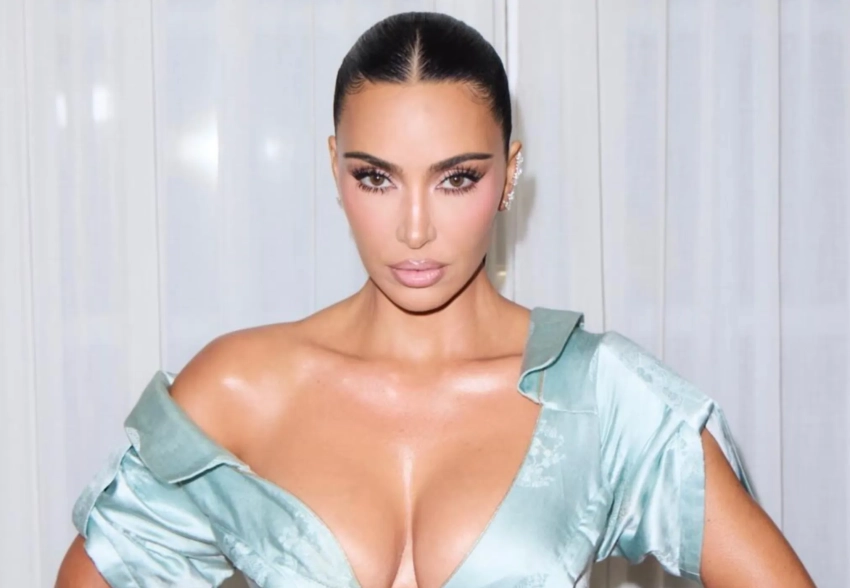 Ким Кардашьян рассказала, что после "выматывающего" развода с Канье Уэстом ей диагностировали аневризму мозга