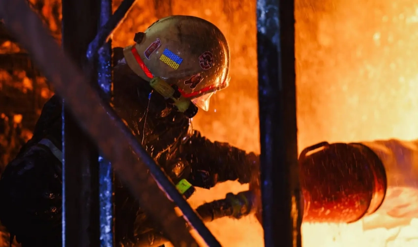 Взрывы и пожары на объектах в Новоукраинке, Славутиче, Николаеве, Запорожье