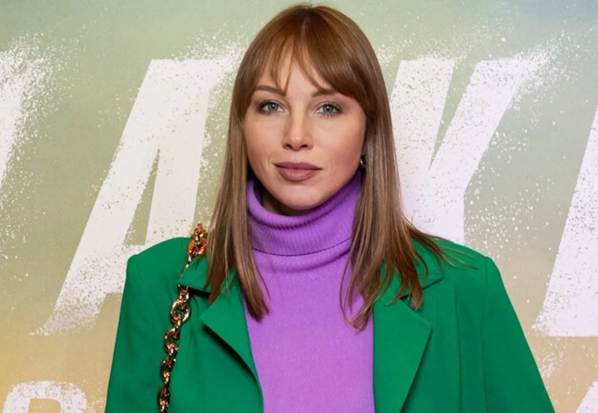 Полина Диброва, Марк Горобец с женой и Ян Гэ на премьере фильма "Мажор в Дубае"