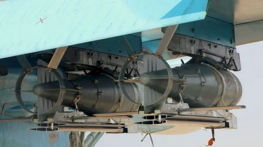 Российские авиабомбы впервые поразили порт Южный в Одесской области