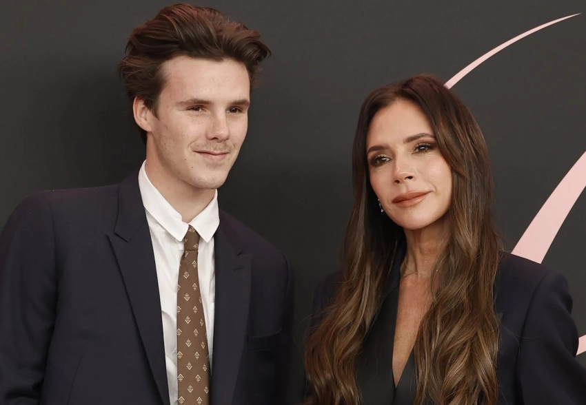 "Люблю хороший минет и 69". Младший сын Дэвида и Виктории Бекхэм выпустил песни о сексе и наркотиках