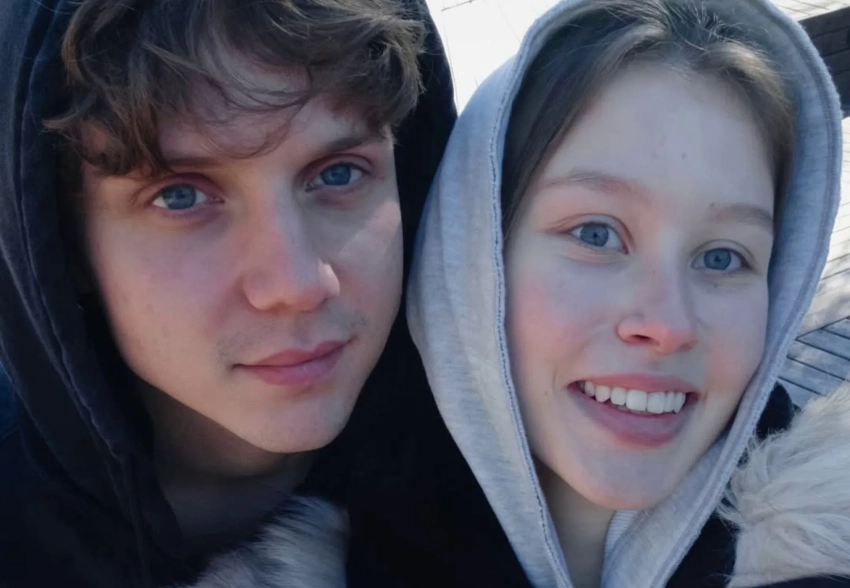 "Долго-долго искал мой номер". Анна Пересильд поздравила Ваню Дмитриенко с днём рождения и рассказала, как начался их роман