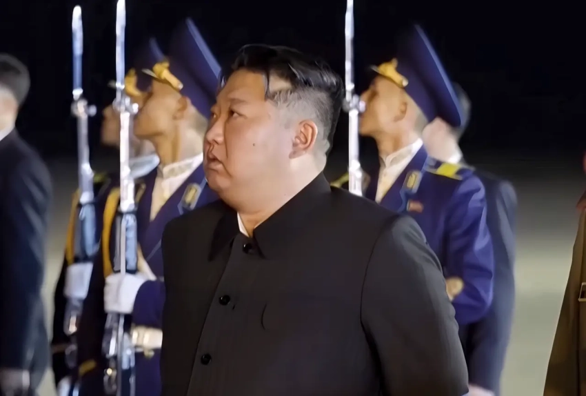 КНДР испытала новую крылатую ракету накануне визита Трампа в Южную Корею