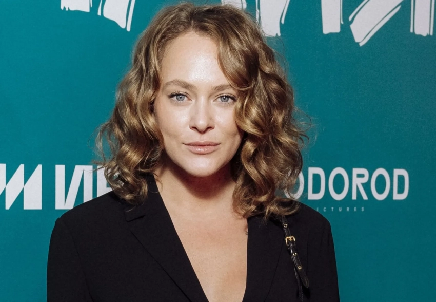 Аглая Тарасова появилась в суде по делу о контрабанде наркотиков