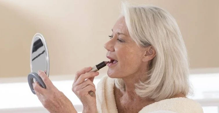 Зимний макияж: 6 средств, которые выдержат дождь и снег