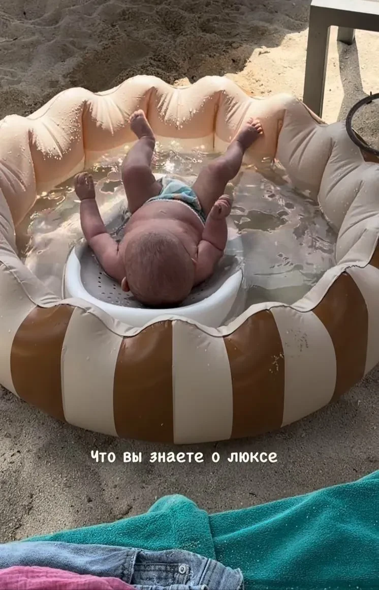 Тимати и Валентина Иванова показали, как отдыхают с дочкой на курорте