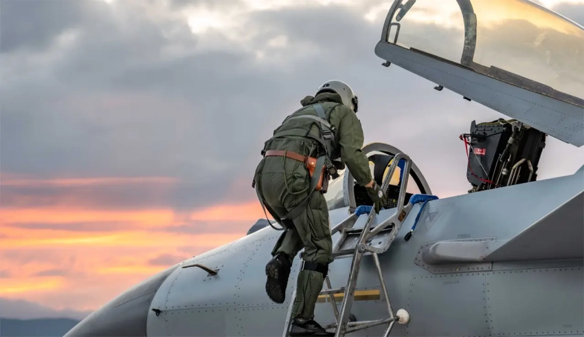 Трамп: Си Цзиньпин пообещал мне не нападать на Тайвань, пока я президент США