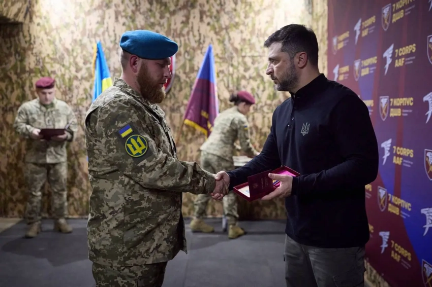 Киев готовит новую систему контрактов, намереваясь пополнить состав ВСУ