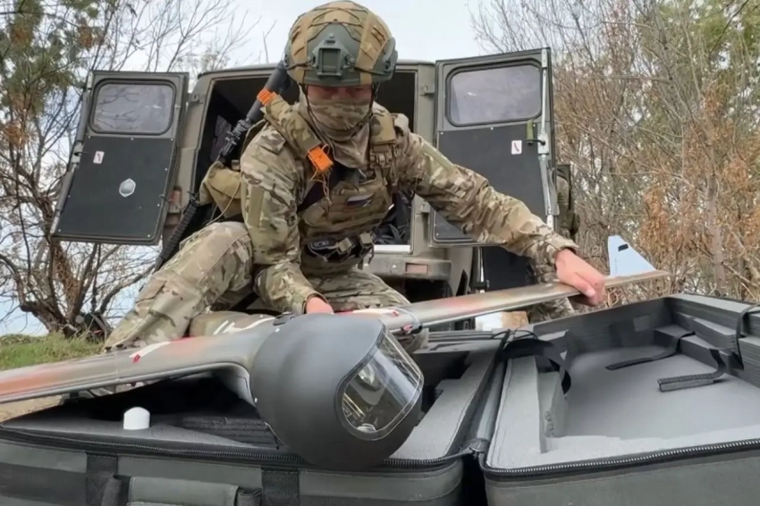 Противник отмечает на улицах Красноармейска наличие уже и военной техники РФ