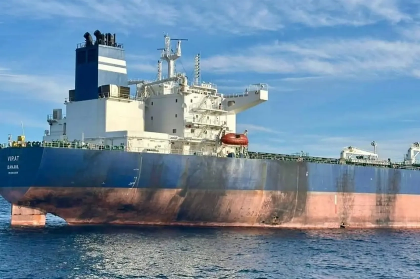 Дважды атакованный украинскими БЭКами танкер Virat остался на плаву