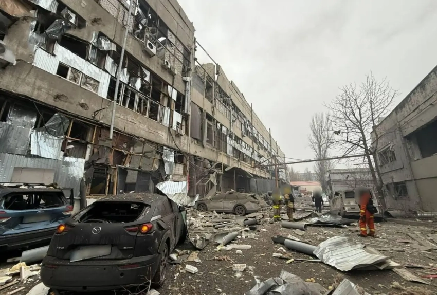 В Днепре «Искандер» накрыл предприятие по сборке дронов и станций РЭБ для ВСУ