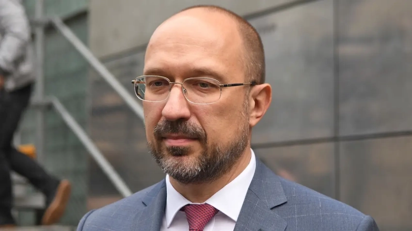 Глава МО Украины пообещал ВСУ улучшенные контракты, но без повышения зарплат