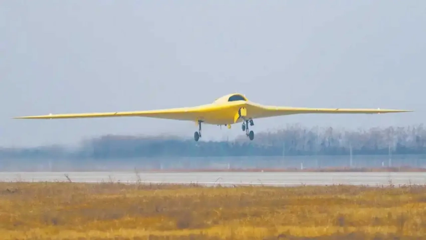 Китайский высотный малозаметный беспилотник CH-7 совершил первый полёт